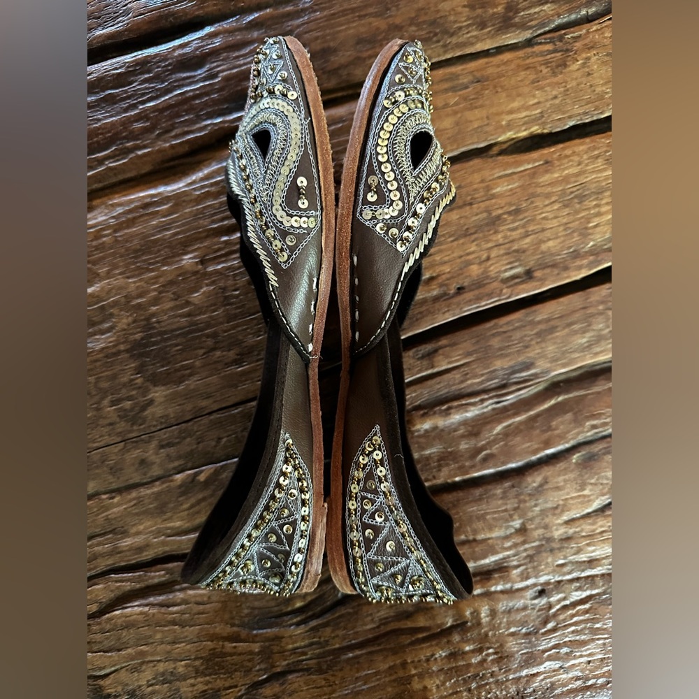 vintage Ilse Jacobsen gold silver brown beaded sequin India bridal flats 38 7 8